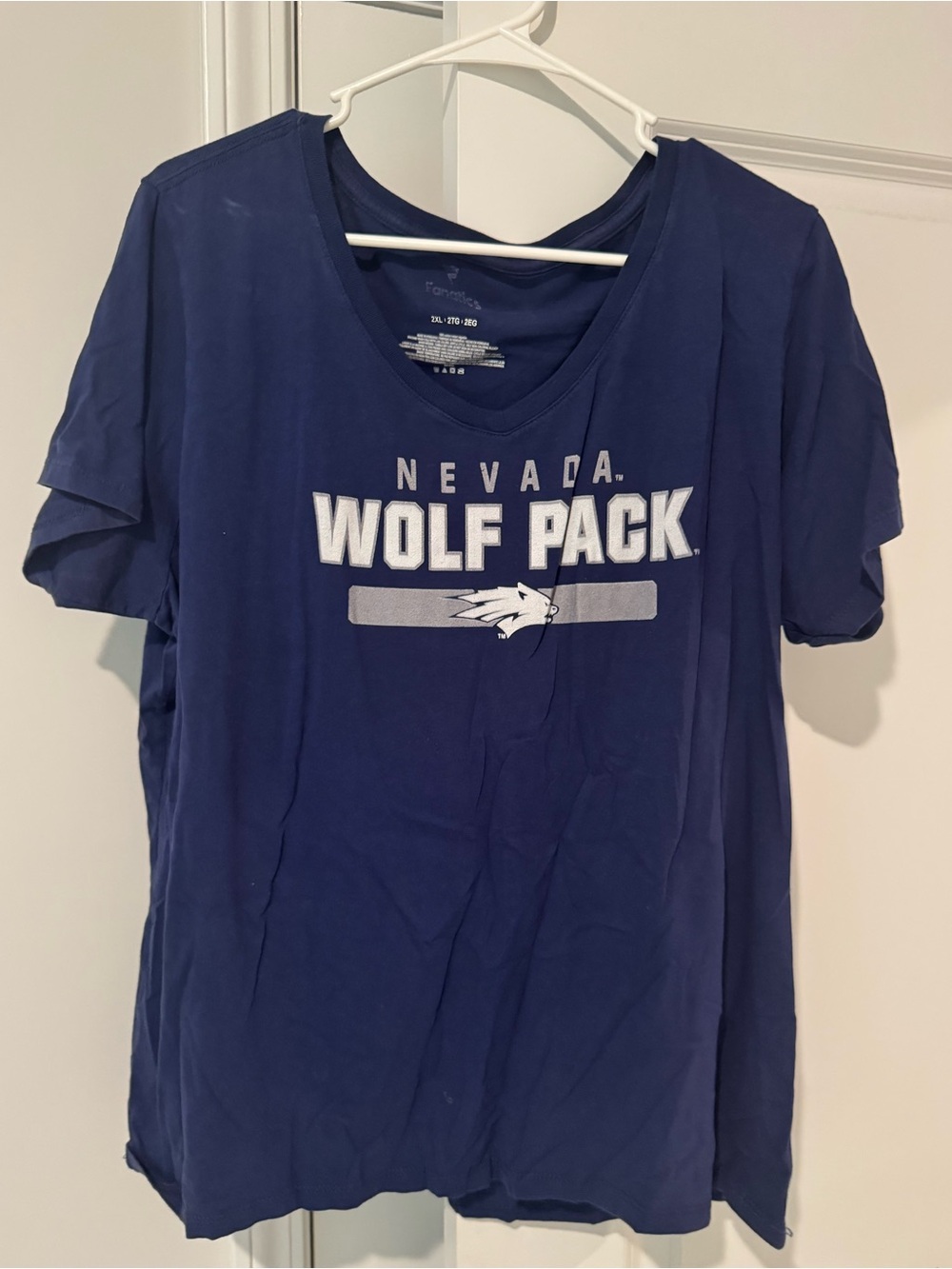 Fanatics Navy Nevada Wolf Pack Graphic Tee - Women